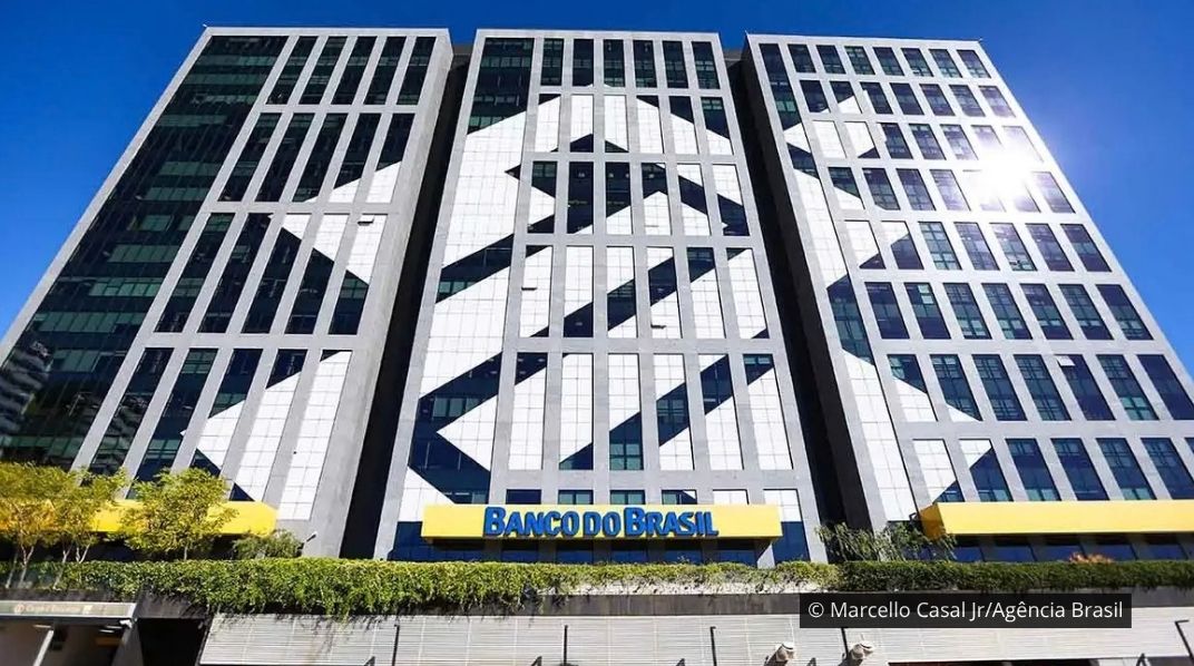 Desemprego, menos direitos e desmonte da Cassi e Previ: os reais impactos em caso da privatização do BB
